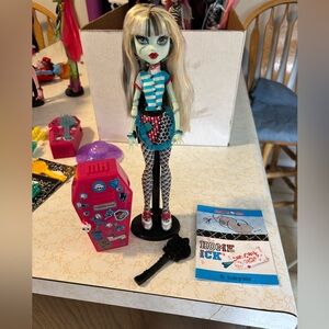 Frankie Stein (Home Ick) Monster High Doll